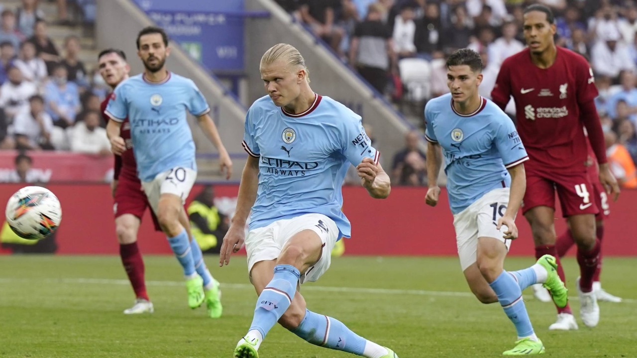 Manchester City in action